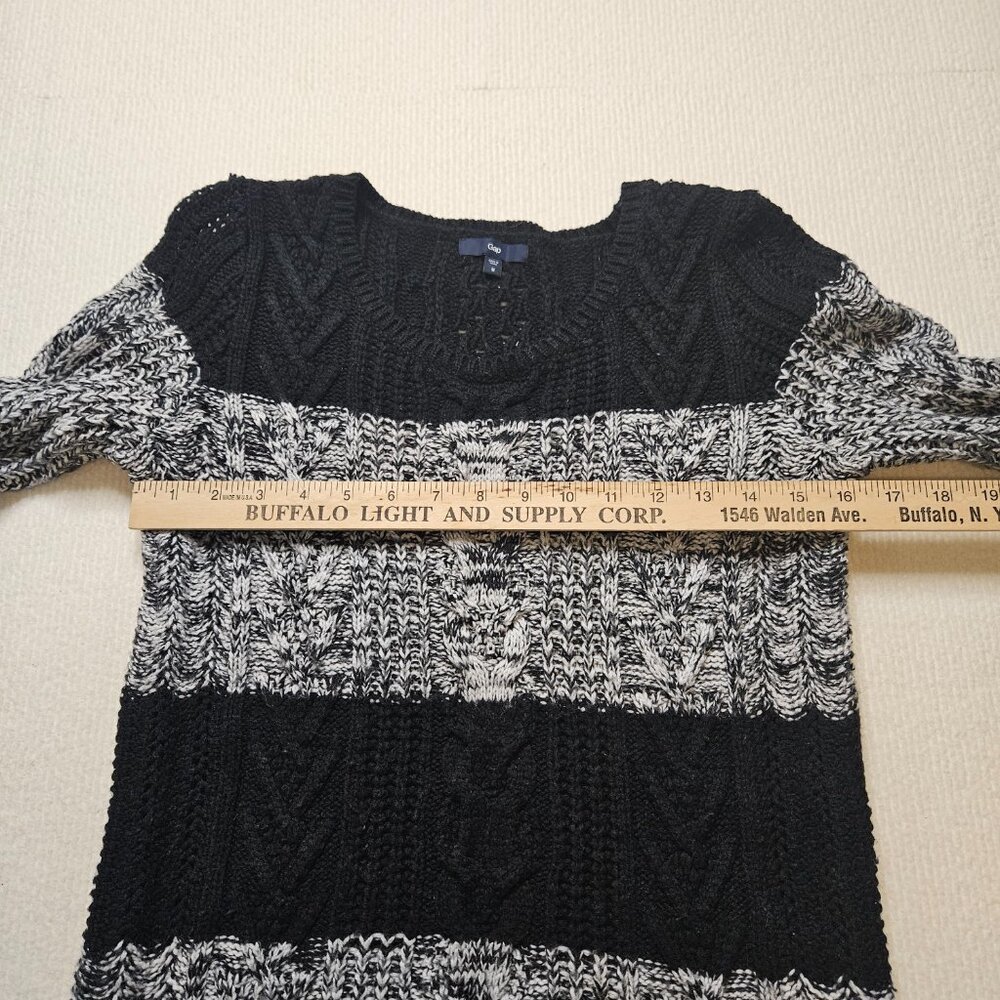 Gap striped wool blend cable knit sweater - size Medium - Picture 2 of 8